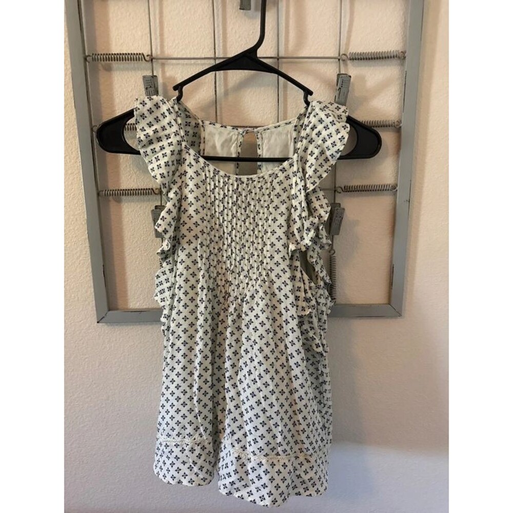 Flowy Abercrombie and Finch tank top
